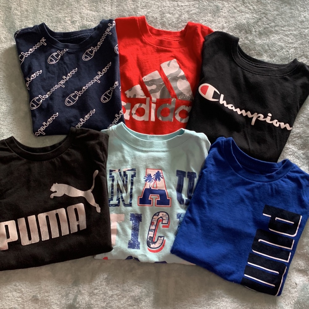 6 t-shirts